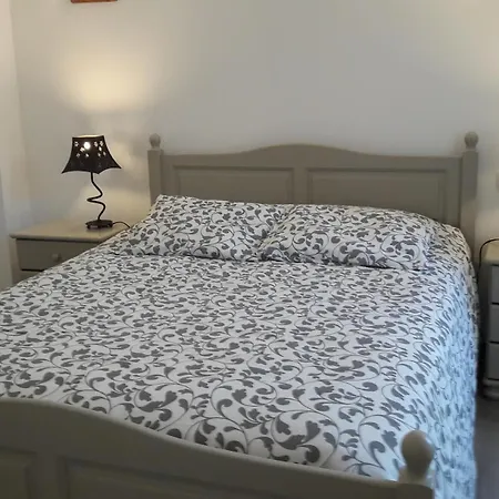 Semesterbostad Cosy *